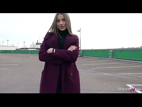 ❤️ DUITSE VERKENNER IS 'N DROOM RAAK STAAL, PARKEERTERREIN TELLTALE EN SEXY VIR GELD ❤ Seksvideo by porn af.xxx-wow-net.ru ❤